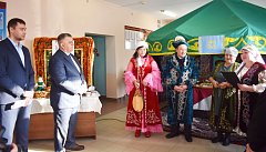 В михайловском Доме культуры прошла выставка «В единстве народов – сила России»