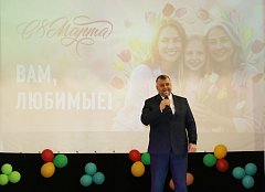 В преддверии 8 Марта в михайловском Доме культуры состоялся концерт «В честь прекрасных дам!».