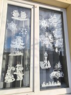 Волшебство зимы: Очарование новогоднего поселка