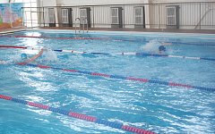 В бассейне "Дельфин" состоялись соревнования, посвященные 78-ой годовщине Победы